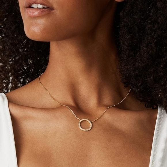 Jewelry - 14K Yellow Gold Womens Halo Necklace Pendant Circle Dainty Solitaire Minimalist